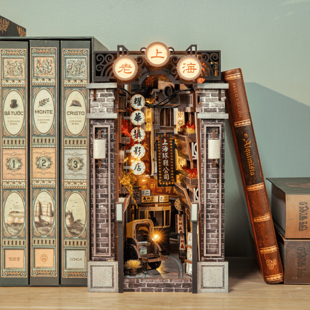 Old Shanghai Book Nook Kit | Exclusive Release - Byanavrin Store