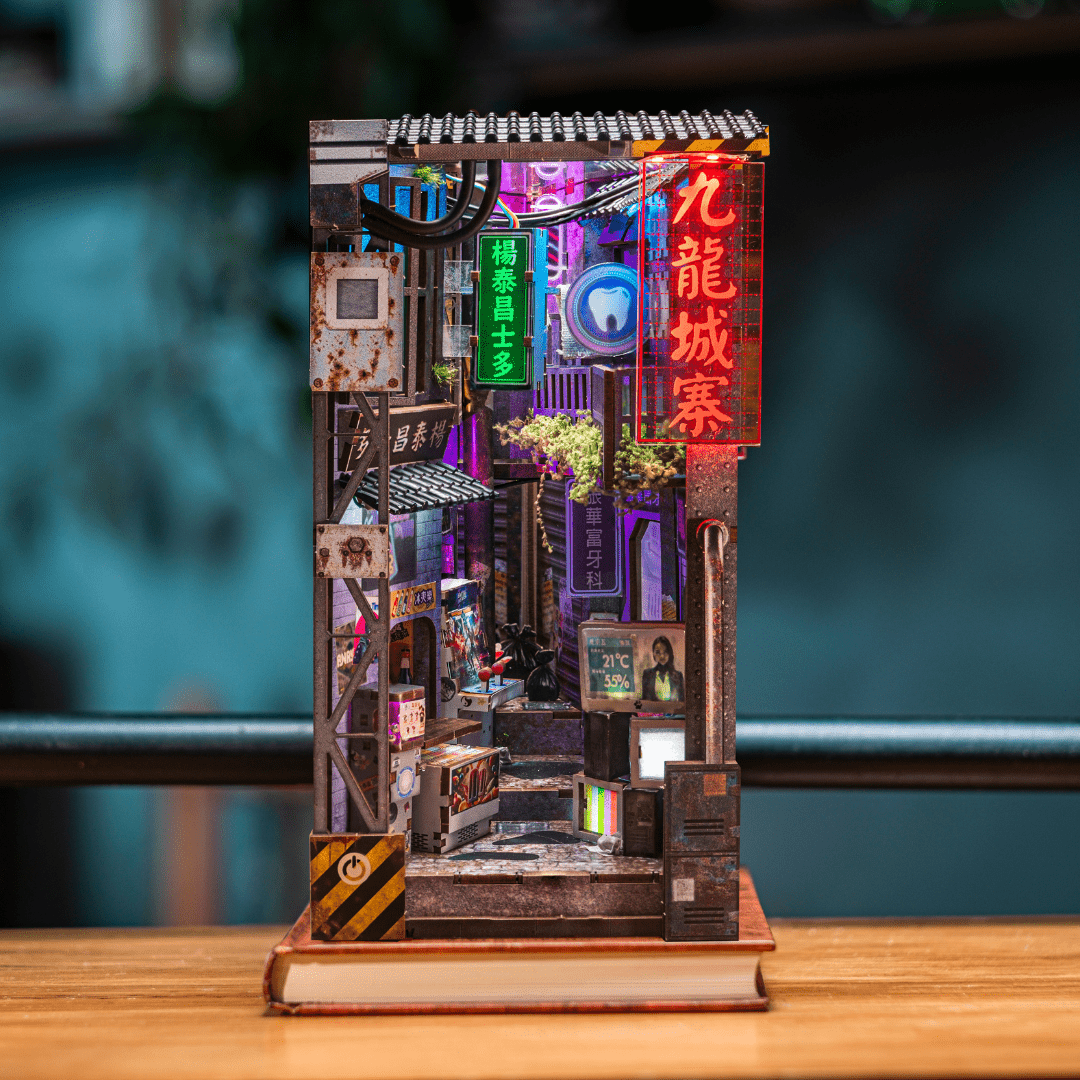 Kowloon Walled City 2049 Book Nook Kit - Byanavrin Store